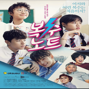 美㇏扒开尿囗给男人看
